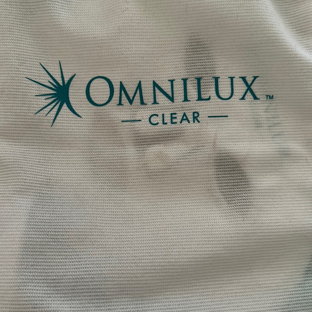 Excellent condition Omnilux Clear Red LED face mask.